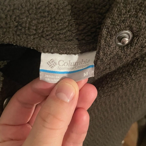 Columbia 1/4 snap with hoodie - Picture 3 of 3